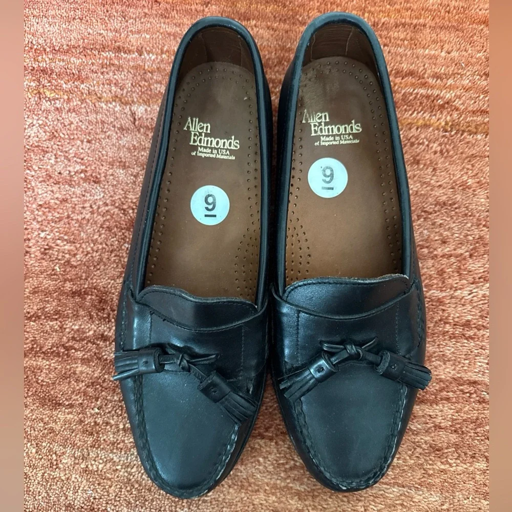 Allen Edmonds Black Tassel Loafers Mens 9 Leather Sole Dress Shoes USA